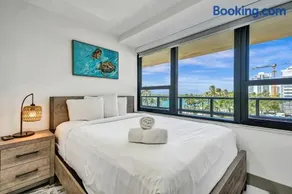 Luxury Beachside 3BR 3BA Condo Resort Amenities Pools Gym and Sauna 620 - Image 4