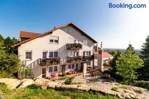 Hotel Zur Aussicht - Image 2