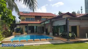 Melaka Beachfront Villa with Pool - Image 5