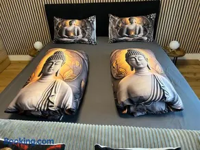 HAPPY Home - Image 2