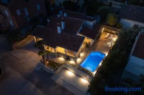 Captains Home - Image 3