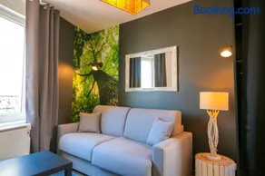 Le Bois, T2 hypercentre chic et cosy, Wifi par SOVALFI - Image 3