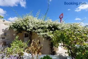 THE OLIVE MILL GUEST HOUSE - Image 3