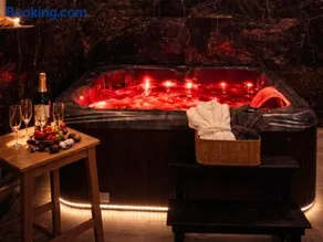 RoyalSpa appartement d'amour avec jacuzzi privatif - Image 2