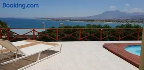 Le Gaulois Luxury Apartments, sleeps 2, Sea Views - Image 5