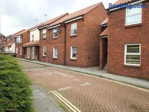 Exquisite Apartment Hessle - Image 1