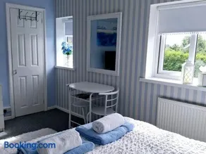 HOME from HOME GUEST HOUSE - Image 3