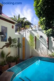 Ami Vine House - Image 3