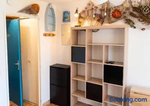 Charmant studio à Agde de 21 m² avec terrasse vue ville - Image 2