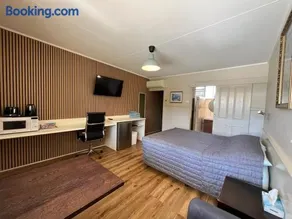 Inglewood Motel - Image 1