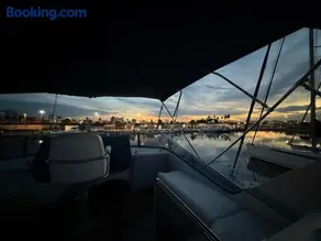 Master&Commander - Image 3