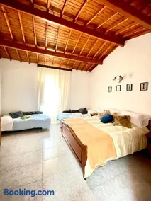 Casa Veronica - accogliente casa su due piani nel cuore del borgo - Image 1