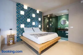 Oikos Rooms - Image 1