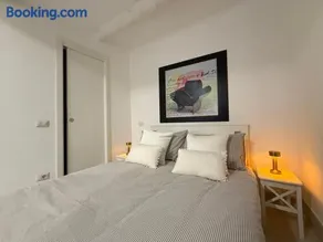Lake Suite - Image 3