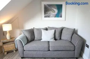 The Harbour Retreat - Image 4