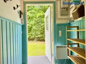 Charming little Swedish cottage in the Big Woods - Image 5