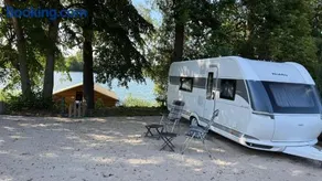 Wohnwagen direkt am See auf privatem Grundstück - Image 1