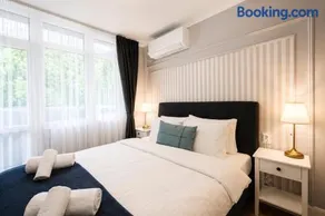 Velora-Delux Apartment in City Center FREE Parking - Image 5