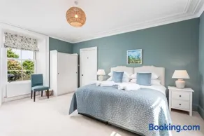 Laigh House - Donnini Apartments - Image 2