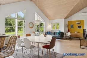 Holiday Home With Spa Near Beach And Nature - Image 2