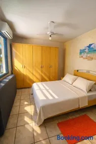 Apartamento Completo em Jurerê , cinco minutos da Praia - Image 3