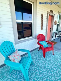 The Poolside Bungalow - Image 2