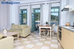 Faros Coastal Apartments - Image 1