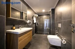 Venesia Otel - Image 4
