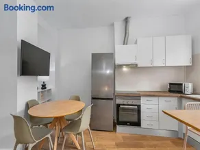 Freshly renovated Old Town Alcoy with AC - Image 3