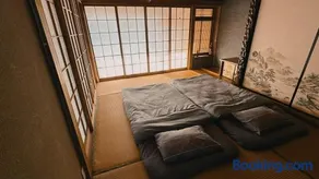 日出の隠れ家 一棟貸し 和モダン古民家 外川駅と海まで徒歩4分 ペット可 130平米 貸切最大6名 - Image 1