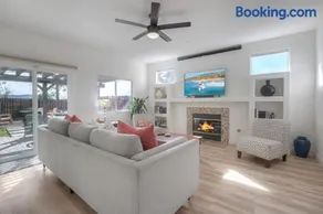 Desert Escape Home with 3BD 3BA with Pool and Jacuzzi - Image 2