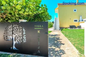 Villa Kutija with heated pool - Image 3