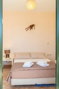 Ampelos Land - Image 3