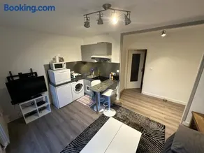 Super appartement avec balcon - Image 2