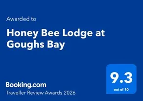 Honey Bee Lodge at Goughs Bay - Image 2