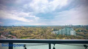Oasis Retreat - RARE - BRAND NEW - Cosy Ravine Luxury Suite - Image 3