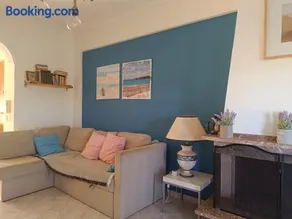 Dimar1 Seaside Apartment - Image 3