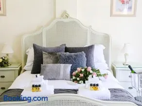 Little Easton Manor - Image 4