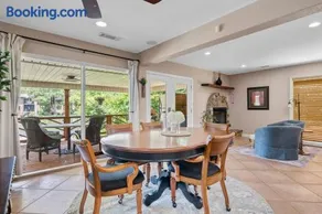 Steps to the Lake, Game Room & More! Sleeps 9 - Image 3