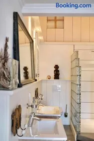 Luxe monumenten pand aan de haven 10 personen 5 slaapkamers - Image 5
