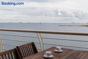 SeaFront Apartment Marsascala - Image 2