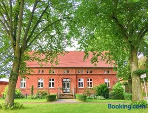 Ferienwohnung "Unter den Linden" in Buchholz an der Müritz mit Naturgarten - Image 1