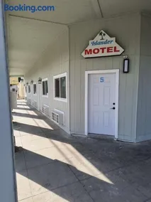 Islander Motel - Image 5