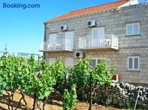 Apartments by the sea Lumbarda, Korcula - 12839 - Image 3