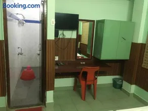 VALLI HOTEL - Image 3