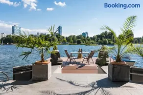 AJO Apartments - Alte Donau Waterfront - Self-Check-in - Image 3