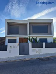Vila Gomes - Image 1