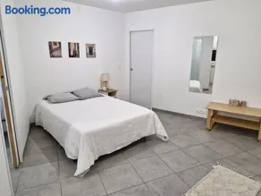 Logement confortable au cœur d'un village paisible - Image 2