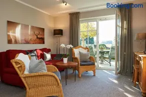 Appartement avec barbecue, terrasse et jardin | Vue jardin - Image 2