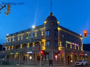 Coldwater Hotel - Image 3